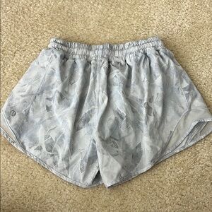 lululemon athletica Gray Athletic Shorts Lightweight HOTTY hot short